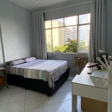 Apartamento Em Copacabana A Um Quarteirao Da Praia! Rio de Janeiro Exterior photo